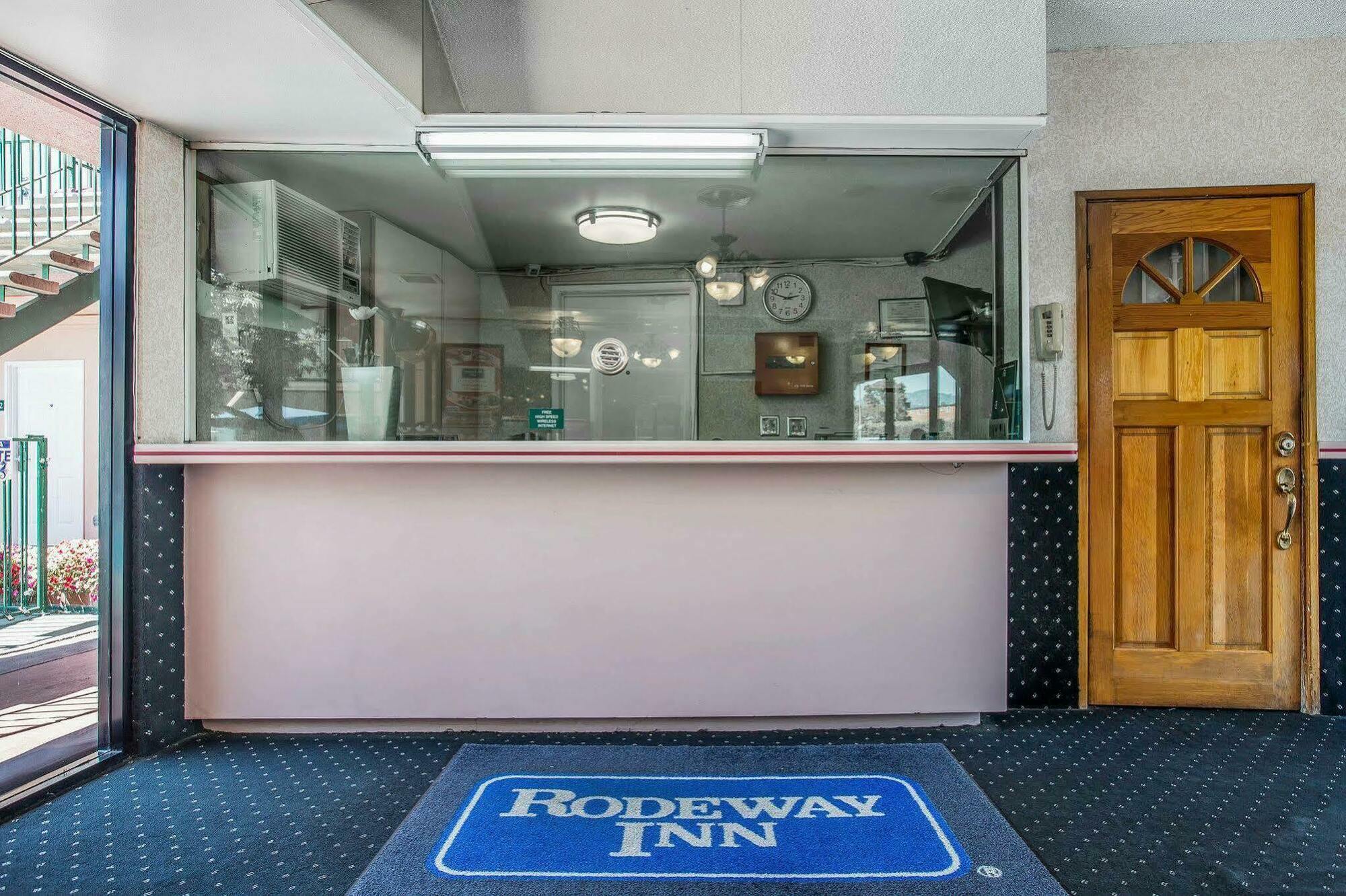 Rodeway Inn Near Melrose Ave Los Angeles Dış mekan fotoğraf